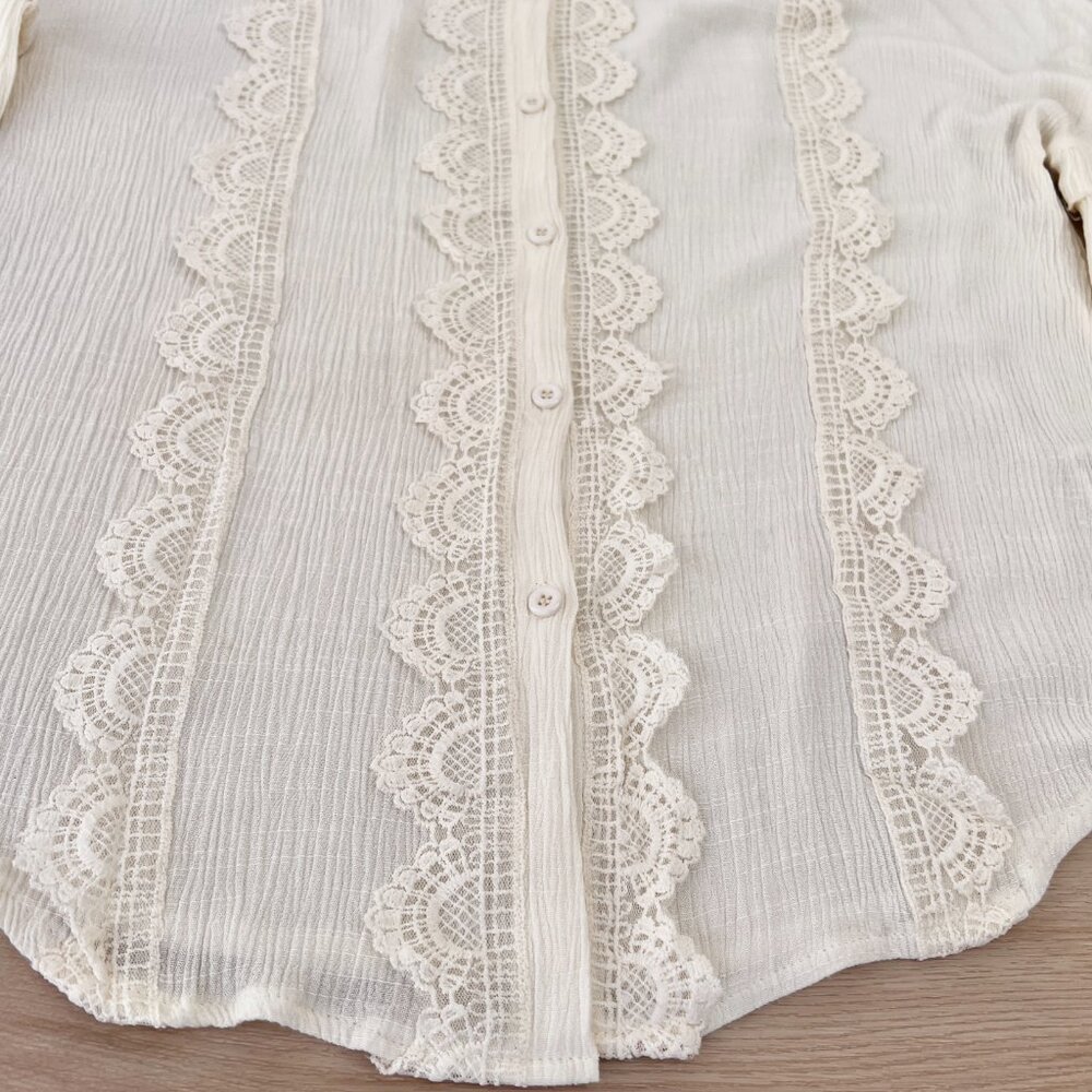 Blu Pepper Ruffly Lace Long Sleeve High Collar Retro Poetcore Button Up Top Sz M - Picture 9 of 15